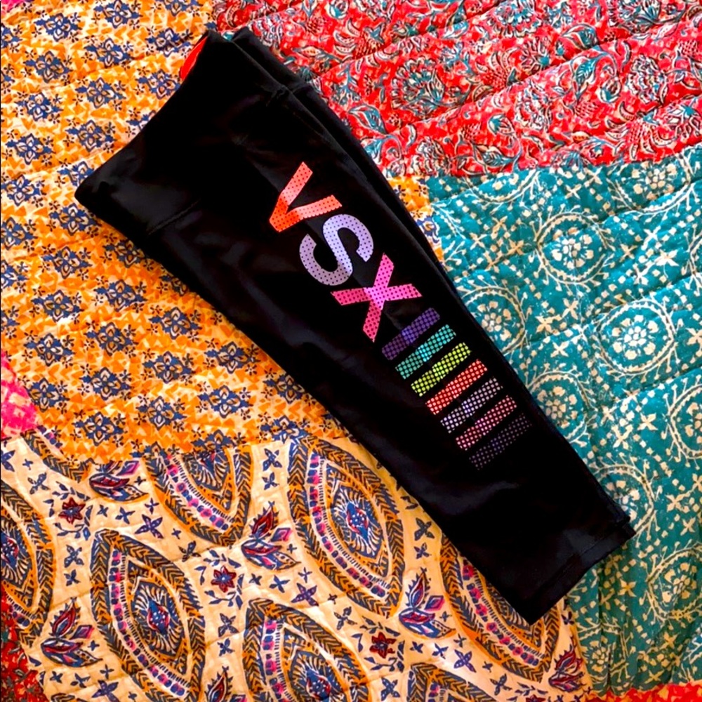 Victoria’s Secret Knockout capris